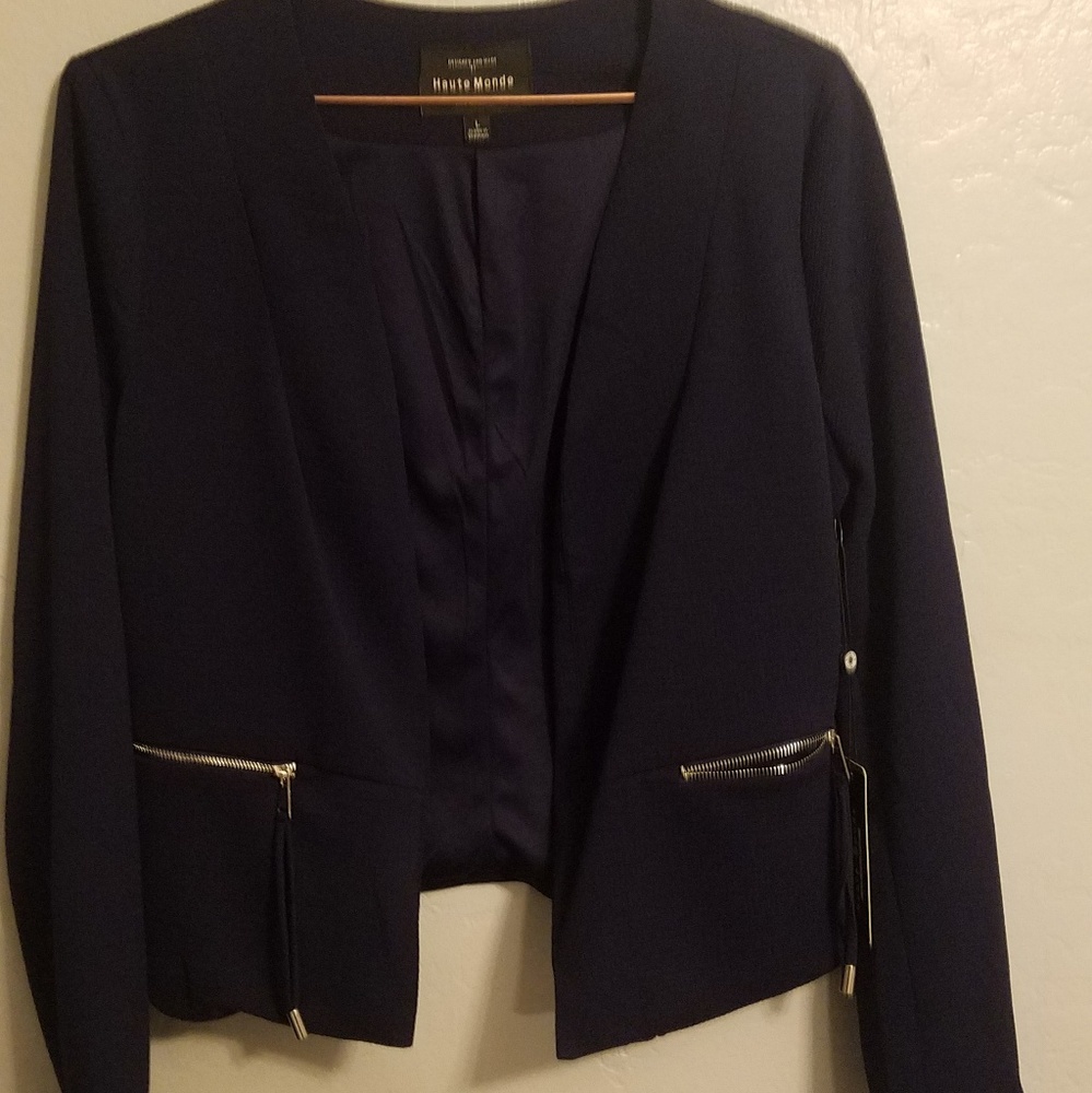 Navy blue blazer!!